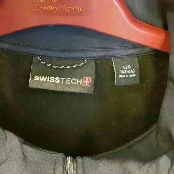 Swiss Tech men’s jacket size large with 3 pockets - Picture 11 of 12